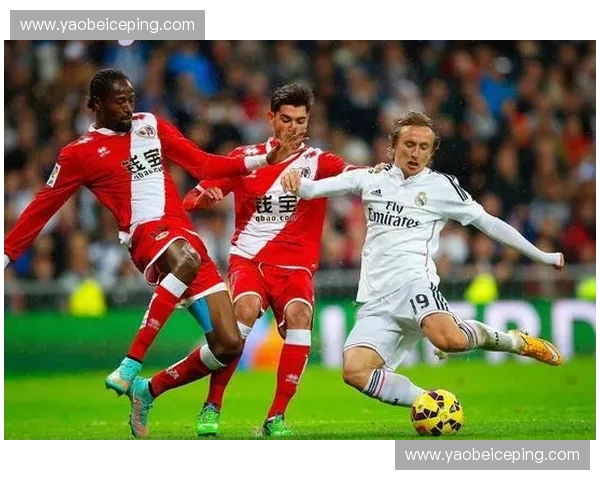 战术轮转在现代竞技中的应用与优化策略探索